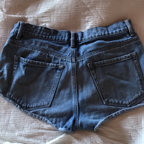 High Rise Shorts - Picture 2 of 3